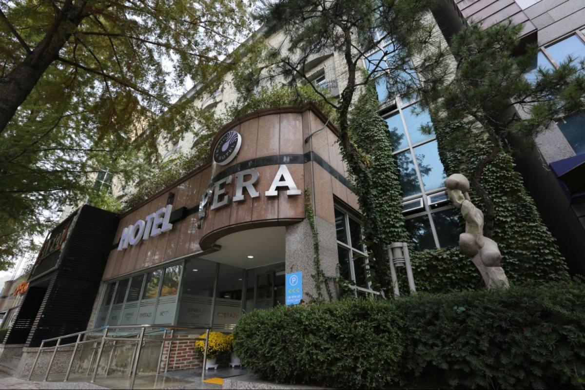 Opera 21 Hotel Jeonju Exterior photo